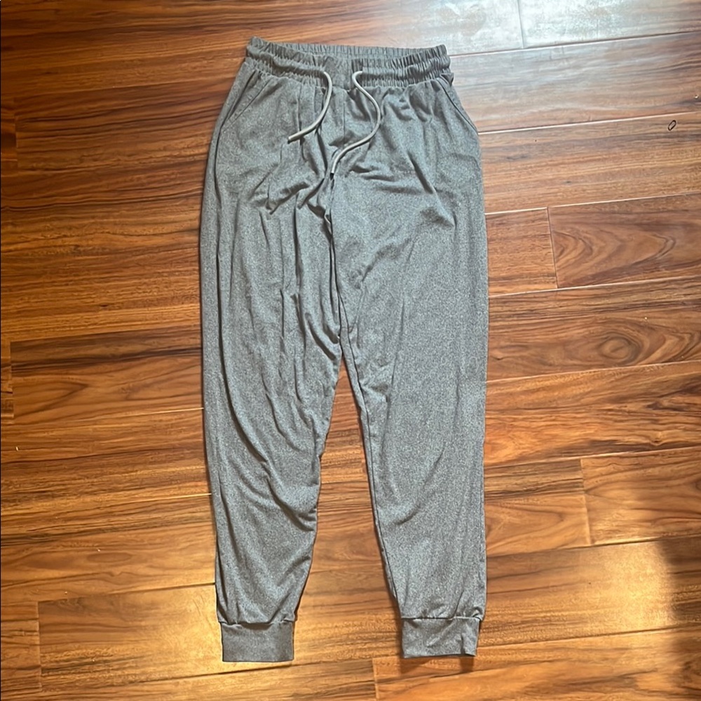 Women’s Gray Jogger Pants
